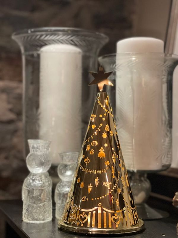 Jette Frölich golden christmas tree and gold tray