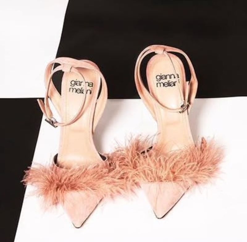 Gianna Meliani, kyoto piumo heels; Fargene nude,pink og yellow